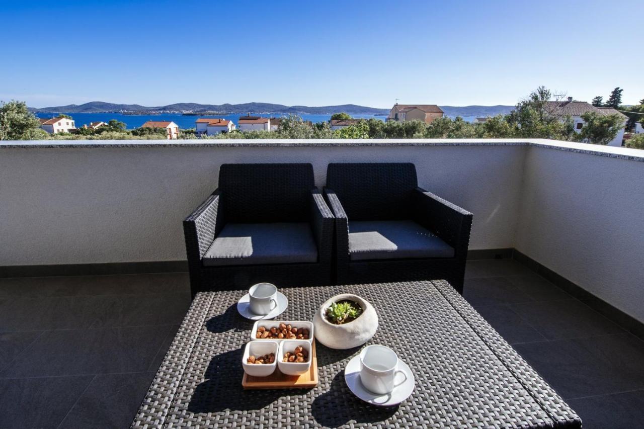 Crowonder Sun Dance Apartments With Heated Swimming Pool Seaview And Garden Sveti Filip i Jakov Zewnętrze zdjęcie